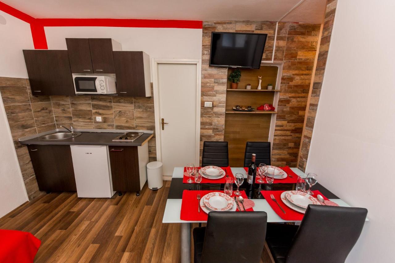 Apartments Vukman Trogir Extérieur photo