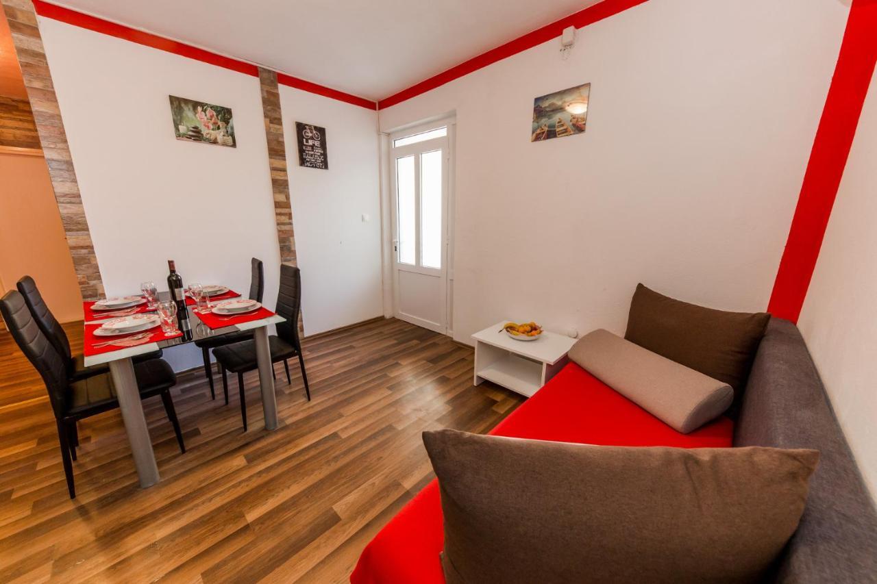 Apartments Vukman Trogir Extérieur photo