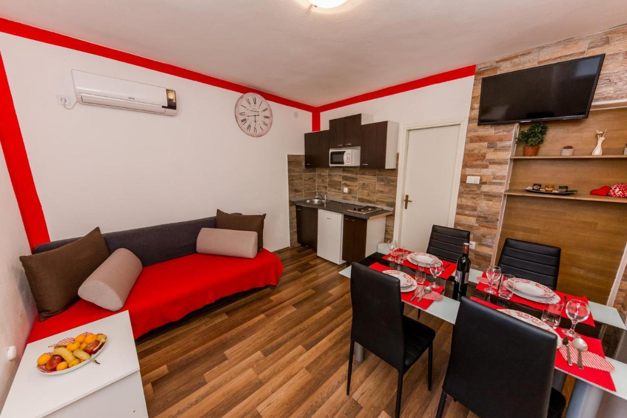 Apartments Vukman Trogir Extérieur photo