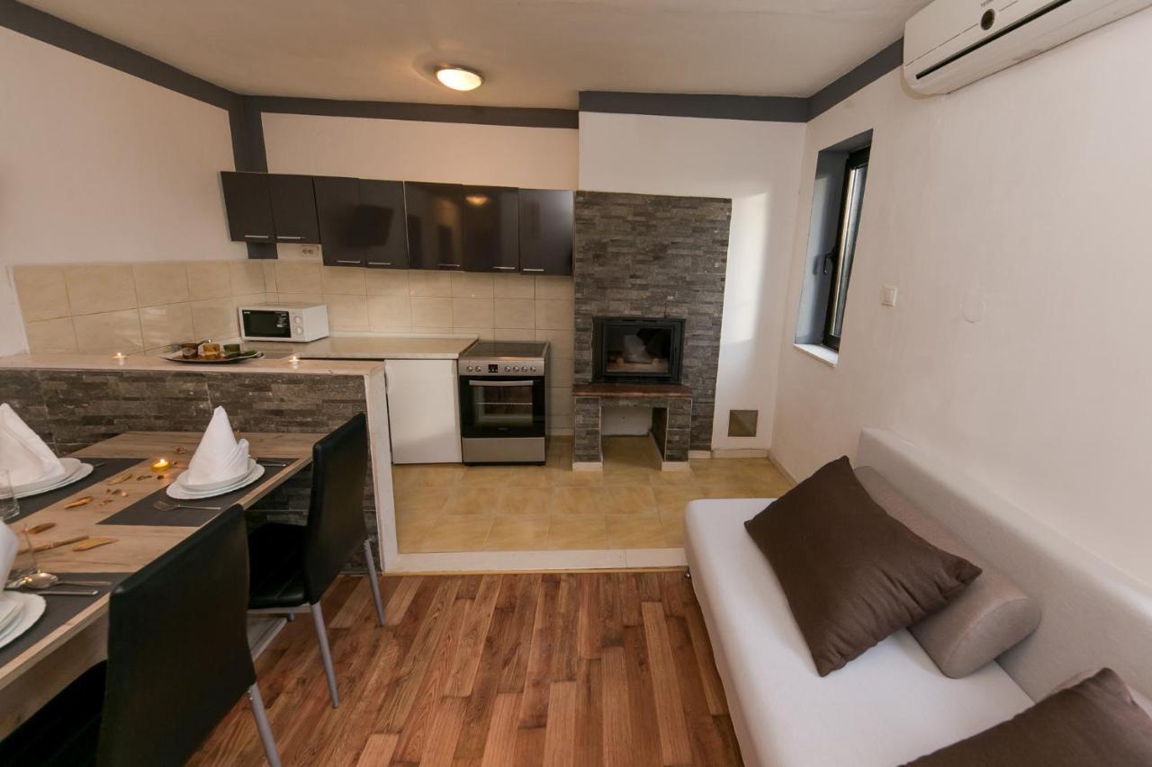 Apartments Vukman Trogir Extérieur photo