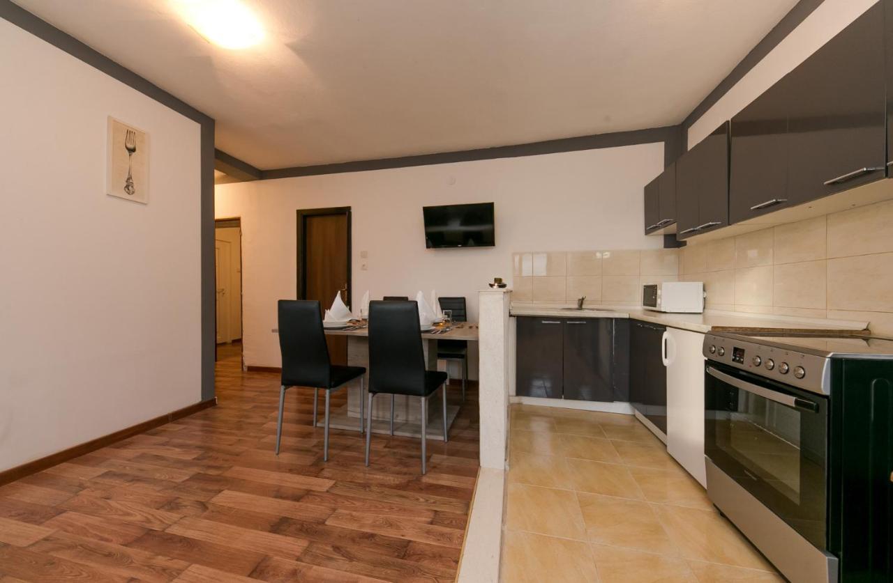 Apartments Vukman Trogir Extérieur photo