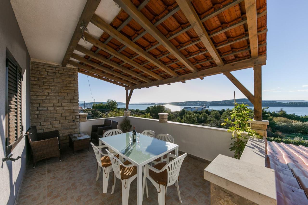 Apartments Vukman Trogir Extérieur photo